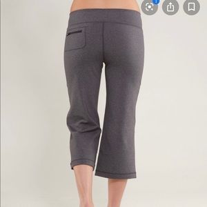 LULULEMON Capris